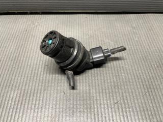 Мотор бачка омывателя Toyota ALLION NZT260, ZRT260, ZRT261, ZRT265 1NZ, 2ZR 85330-21010 3 ракурс