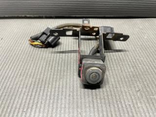 Камера переднего вида Nissan SERENA