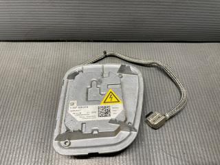 Блок ксенона правый Volvo V50 2007-2012