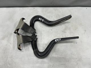 Петля капота Honda STEPWGN RF5 2 ракурс