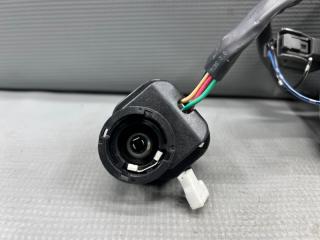 Блок ксенона Mazda MPV LW3W W3T11371 3 ракурс