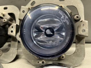 Туманка Mitsubishi DELICA D:5 CV1W, CV2W, CV4W, CV5W 4B12 0888 3 ракурс