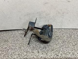 Камера переднего вида Nissan SERENA C25 MR20DE 284F1 1GK0B 5 ракурс Камера переднего вида Nissan SERENA C25 MR20DE 284F1 1GK0B 5 ракурс