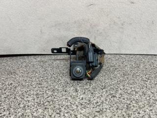 Камера переднего вида Nissan SERENA