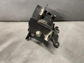 Подушка двигателя левая передняя Mitsubishi OUTLANDER CW5W 4B12 3 ракурс