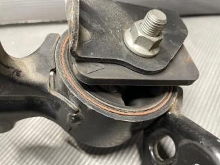 Подушка двигателя левая передняя Mitsubishi OUTLANDER CW5W 4B12 5 ракурс