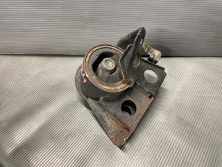Подушка двигателя правая передняя Nissan SERENA TNC24 QR20 1 ракурс
