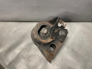 Подушка двигателя правая передняя Nissan SERENA TNC24 QR20 2 ракурс
