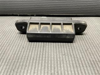 Кнопка открывания багажника Toyota PRIUS ZVW30 2ZR 8484028030 2 ракурс