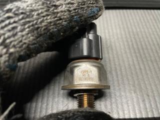 Датчик давления топлива Nissan SERENA C26, FC26, FNC26, FNPC26, FPC26, HC26, HFC26, NC26 MR20 45PP2-1 2 ракурс
