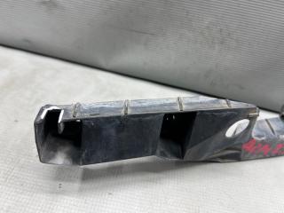 Крепление бампера правое переднее Toyota IPSUM ACM21 5211544040 3 ракурс