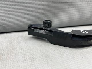 Крепление бампера левое переднее Nissan MARCH AK12, BK12, BNK12, K12, YK12 CR12, CR14 62223CT00A 2 ракурс