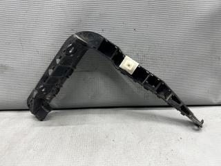 Крепление бампера правое заднее Honda MOBILIO GB1, GB2 L15A 71593SCC003 4 ракурс