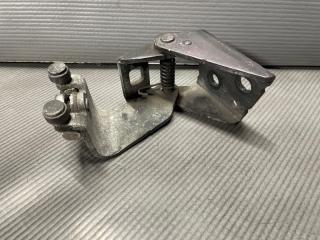 Ролик раздвижной двери задний правый Honda STEPWGN