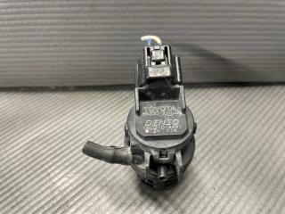 Мотор бачка омывателя Toyota COROLLA AXIO NZE141, NZE144, ZRE142, ZRE144 1NZ, 1NR, 2ZR 85330-21010 2 ракурс