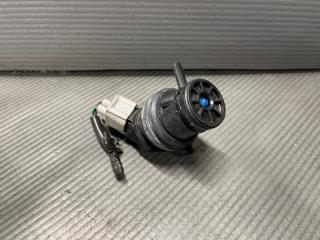 Мотор бачка омывателя Toyota PRIUS NHW20 1NZ-FXE 85330-60160 3 ракурс