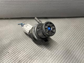 Мотор бачка омывателя Toyota PRIUS NHW20 1NZ-FXE 85330-60160 3 ракурс