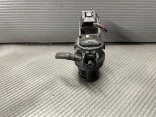 Мотор бачка омывателя Toyota WISH ANE10G, ANE11W, ANE12L, ZNE10G, ZNE14G 1ZZ, 1AZ 860310-2451 1 ракурс