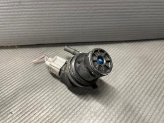 Мотор бачка омывателя Toyota WISH ZGE20, ZGE21, ZGE25 2ZR, 3ZR 860310-9120 3 ракурс