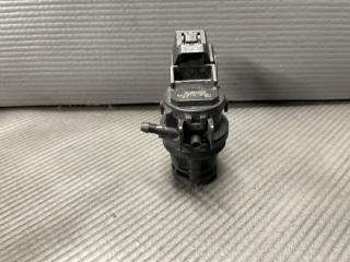Мотор бачка омывателя Toyota WISH ANE10G, ANE11W, ANE12L, ZNE10G, ZNE14G 1ZZ, 1AZ 860310-2451 1 ракурс