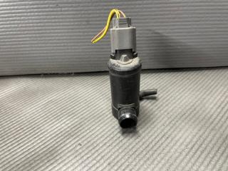 Мотор бачка омывателя Subaru IMPREZA GG2 EJ15 3 ракурс