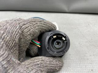 Блок ксенона Suzuki ESCUDO TD54W W3T11371 3 ракурс Блок ксенона Suzuki ESCUDO TD54W W3T11371 3 ракурс