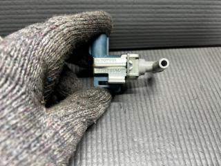 Вакуумный клапан Toyota PORTE NNP10 2NZ 90910-12202 2 ракурс