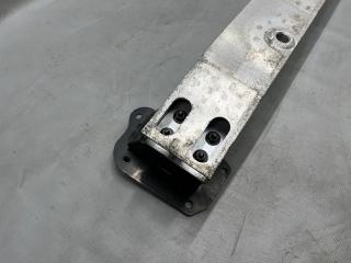 Жесткость бампера передняя Nissan ELGRAND E52 QR25 2 ракурс