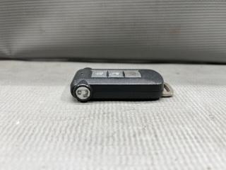 Ключ зажигания Mitsubishi DELICA D:5 CV5W 4B12 2 ракурс