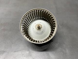 Мотор печки передний Nissan SERENA C25, CC25, CNC25, NC25 MR20 27225-EN000 3 ракурс