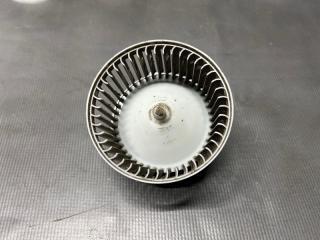 Мотор печки передний Nissan SERENA C25, CC25, CNC25, NC25 MR20 27225-EN000 3 ракурс