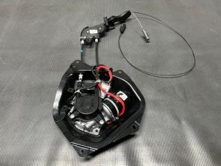 Доводчик двери задний правый Nissan SERENA