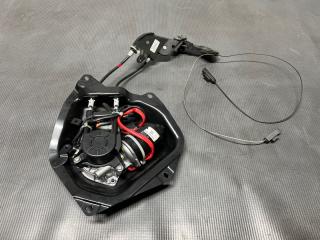 Доводчик двери задний правый Nissan SERENA