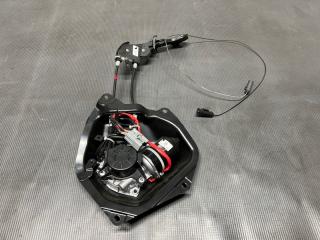 Доводчик двери задний правый Nissan SERENA