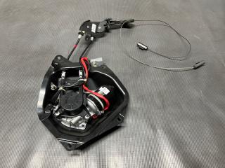 Доводчик двери задний правый Nissan SERENA