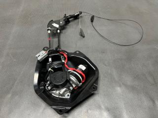 Доводчик двери задний правый Nissan SERENA