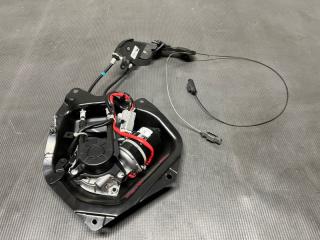 Доводчик двери задний правый Nissan SERENA