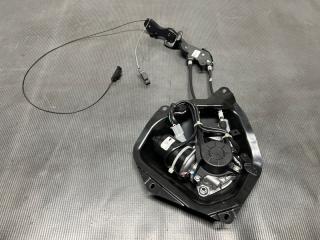 Доводчик двери задний левый Nissan SERENA