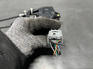 Доводчик двери правый задний Toyota ALPHARD ANH10, ANH15, MNH10, MNH15 2AZ 85005-58012 5 ракурс