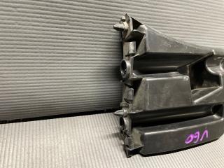 Крепление бампера переднее левое V60 FW48 Крепление бампера переднее левое V60 FW48