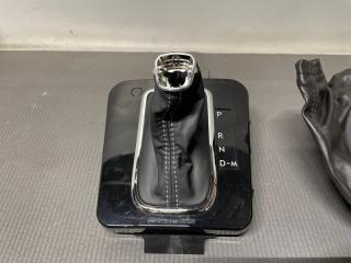 Консоль кпп Subaru XV GP7, GPE FB20 2 ракурс