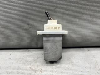 Запчасть реостат печки Nissan SERENA