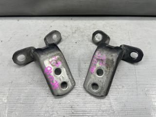 Петля дверная передняя Toyota HARRIER ACU10 2AZ 4 ракурс