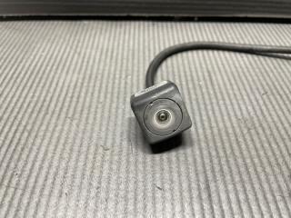 Камера переднего вида Nissan ELGRAND E52, PE52, PNE52, TE52, TNE52 QR25 284F1 1JB1A 2 ракурс