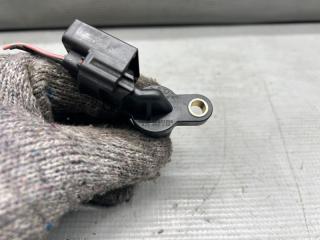 Датчик положения распредвала Nissan CEDRIC, GLORIA Y34, MY34, HY34 VQ25, VQ25DD, VQ25DDI, VQ30DD A29-653 L20 4 ракурс
