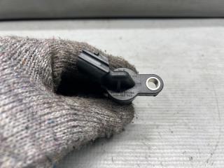 Датчик положения распредвала CEDRIC Y34 VQ25DD Датчик положения распредвала CEDRIC Y34 VQ25DD