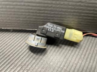 Датчик парктроника Honda STEPWGN RK5 R20A 08V66-TF0-0M002 3 ракурс
