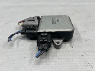 Блок управления вентилятором охлаждения Mazda MPV LW3W L3 21493 C370B 3 ракурс
