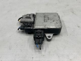 Блок управления вентилятором охлаждения Mazda MPV LW3W L3 21493 C370B 3 ракурс