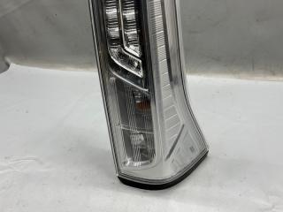 Стоп правый задний Nissan SERENA C26 MR20 220-23438 3 ракурс